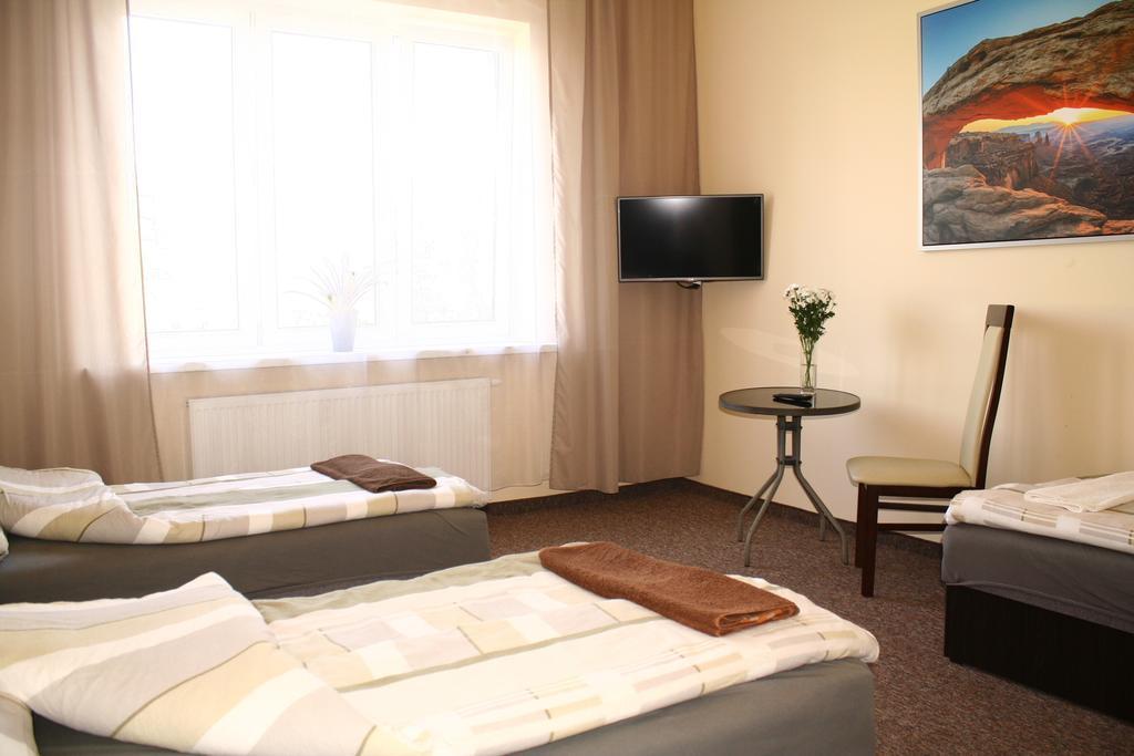 Beskidpark Hostel Bielsko-Biala Room photo